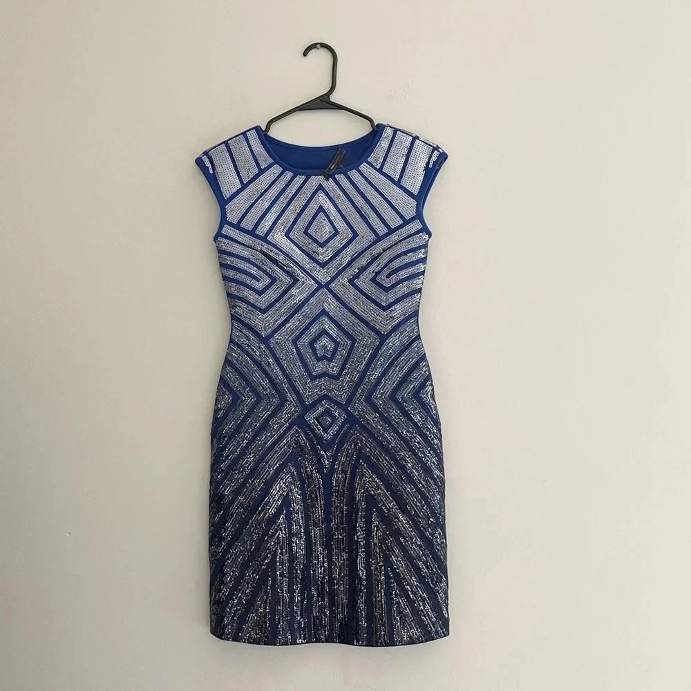 BCBG Maxazria sequin dress party xxs blue